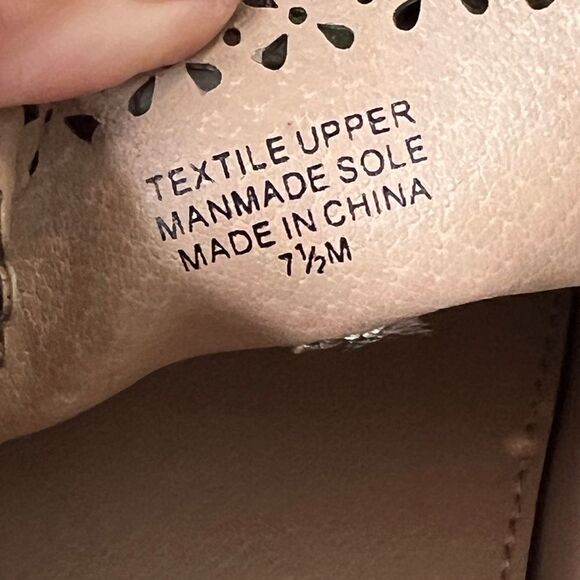 LOFT Olive Green Suede Eyelet Perforated Lace Up Sneaker Size 7.5 - Picture 10 of 10